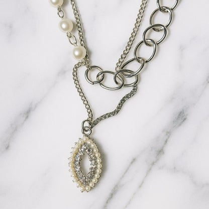 Chunky Link and Pearl Statement Necklace.