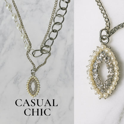 Chunky Link and Pearl Statement Necklace.