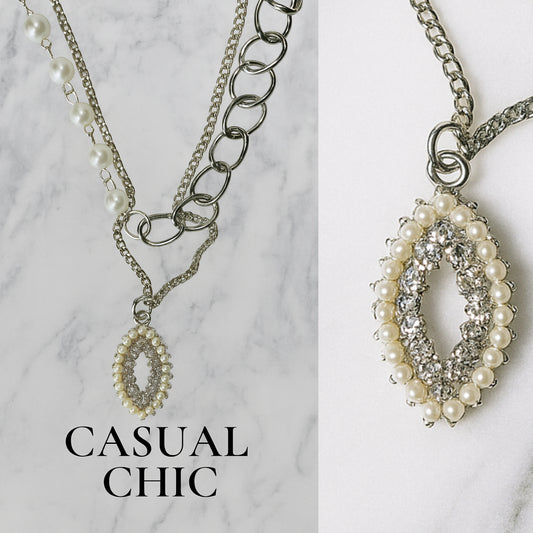 Chunky Link and Pearl Statement Necklace.